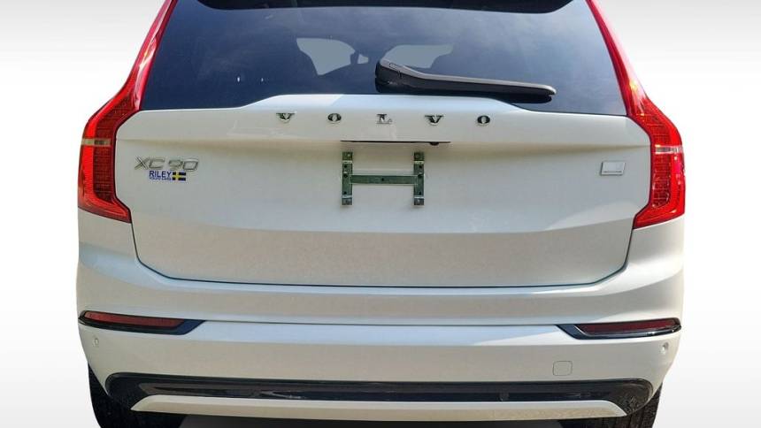 2023 volvo xc90 recharge t8 plus dark theme