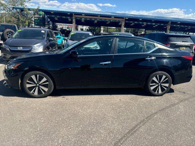2022 nissan altima 2.5 sv