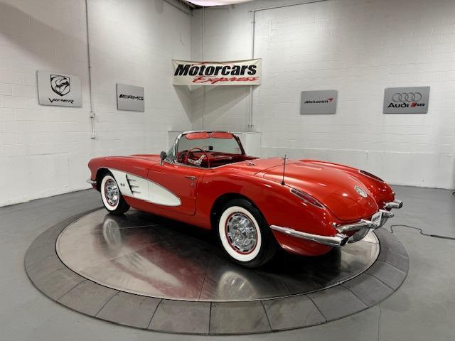 1960 chevrolet corvette 2 door