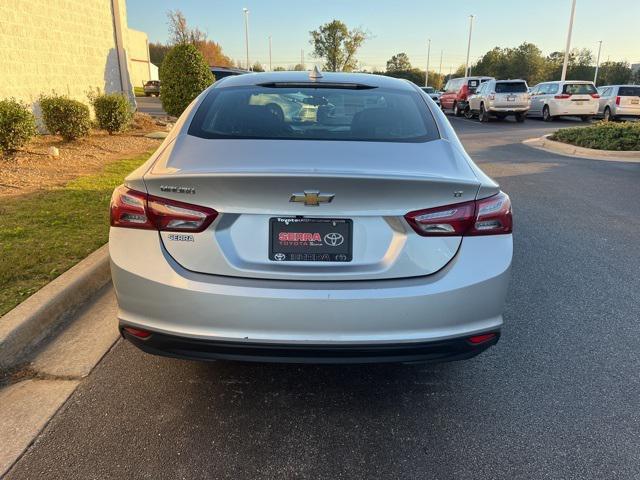 2022 chevrolet malibu fwd lt