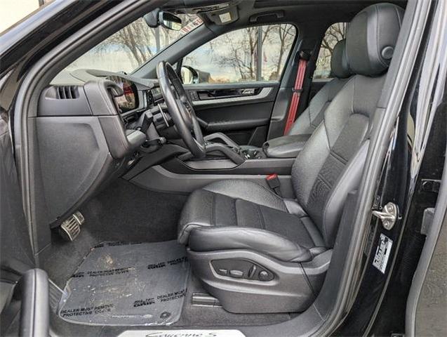 2024 porsche cayenne s