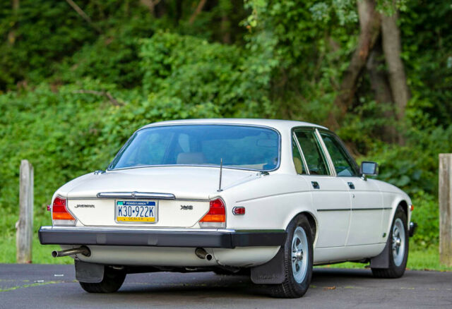 1985 jaguar xj6 l6 4.2l super low 63k collectible southern video carfax!