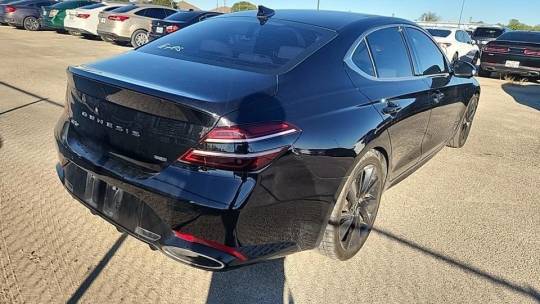 2022 Genesis G70