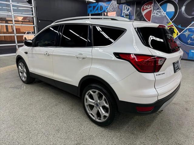 2019 ford escape titanium