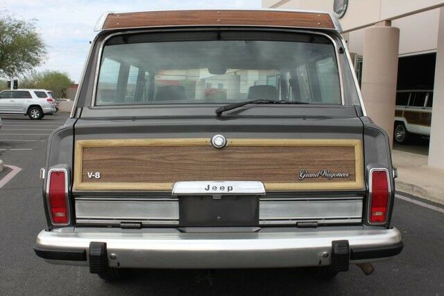 1989 jeep grand wagoneer 4x4 84114 miles dover gray wagon 5.9l 8-cyl engine aut