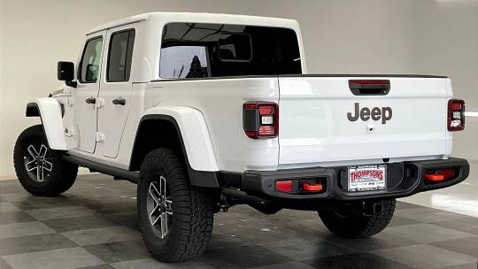 2024 Jeep Gladiator