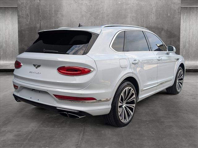 2021 bentley bentayga v8