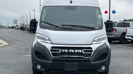 2024 RAM 2500 slt