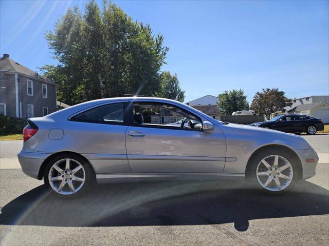 2003 mercedes-benz c-class c 320 2dr hatchback
