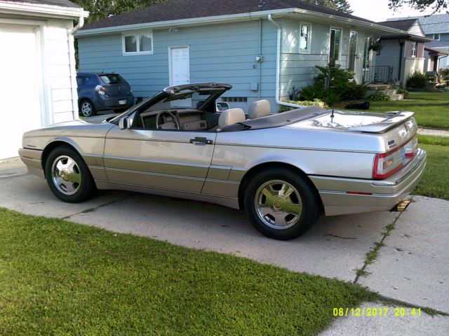 1993 cadillac allante' convertible