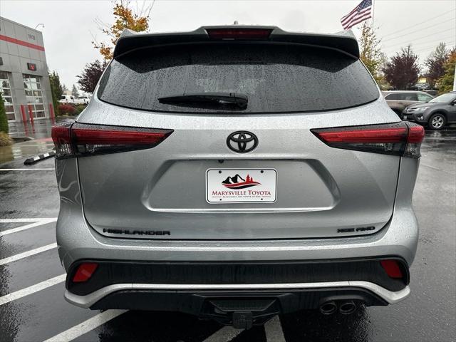 2021 toyota highlander xse
