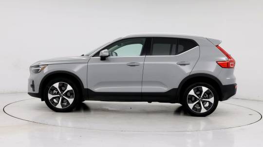 2024 Volvo XC40