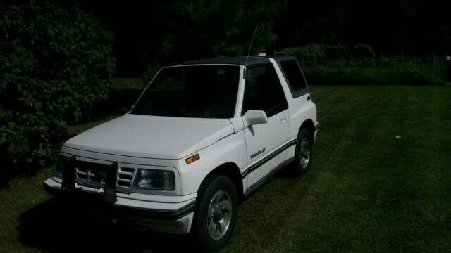 1992 geo tracker lsi convertible with hardtop 1.6