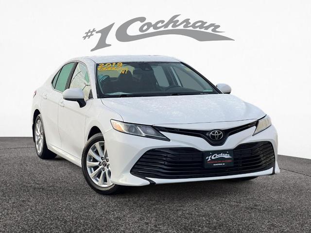 2019 toyota camry l