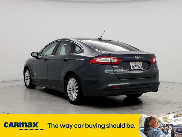 2016 ford fusion energi se