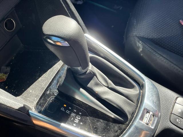 2017 toyota yaris ia base