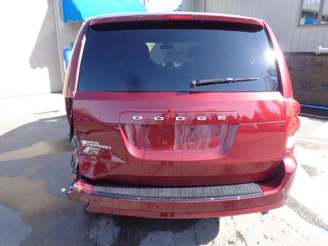 2019 dodge grand caravan se