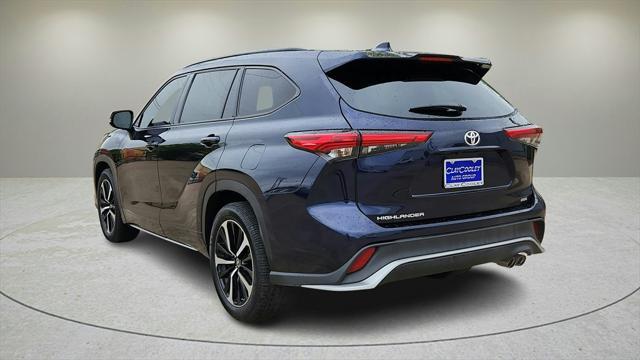 2021 toyota highlander xse