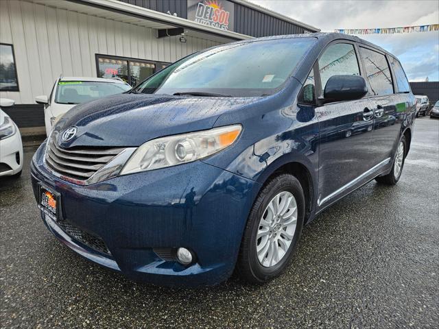 2011 toyota sienna xle