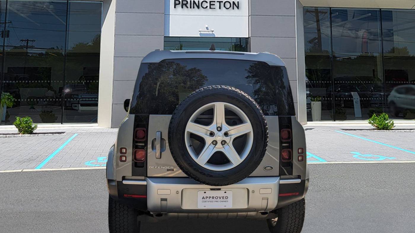 2021 land rover defender 110 se