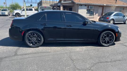 2021 Chrysler 300