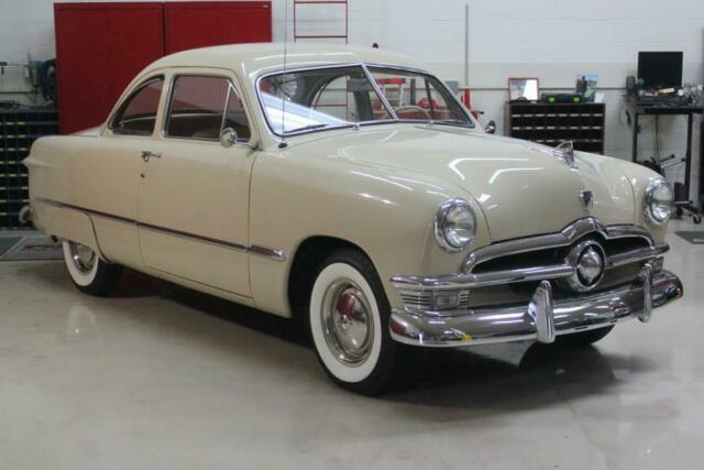 1950 ford custom deluxe 77,177 miles beige manual