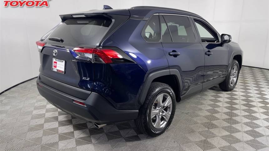 2023 toyota rav4 xle