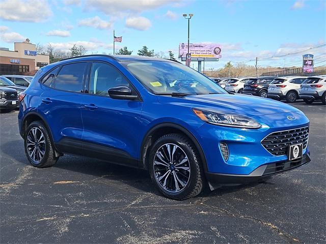 2021 ford escape se