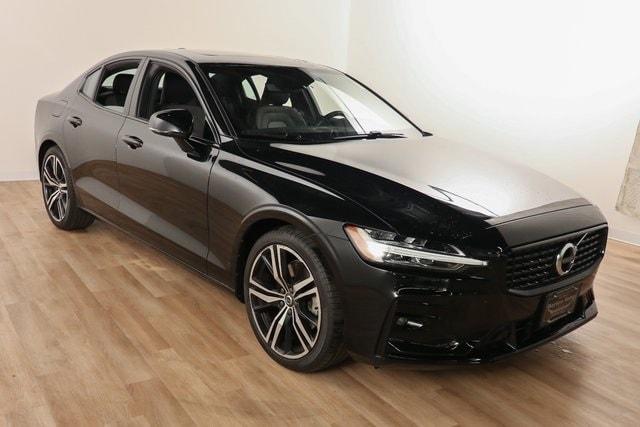 2021 volvo s60 t5 r-design