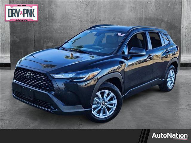2022 toyota corolla cross le