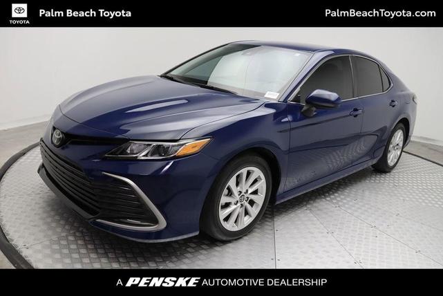 2023 toyota camry le