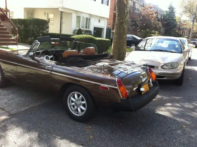 1976 mg mgb classic manual runs super smooth ~ metallic brown ~ 54,900 miles