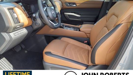 2024 Nissan platinum