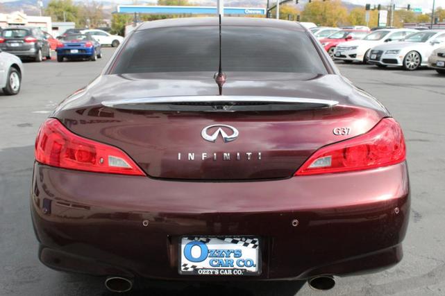 2010 infiniti g37