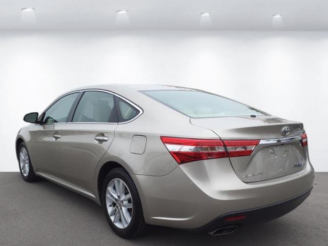 2013 toyota avalon xle