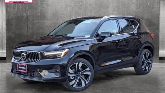 2024 Volvo XC40