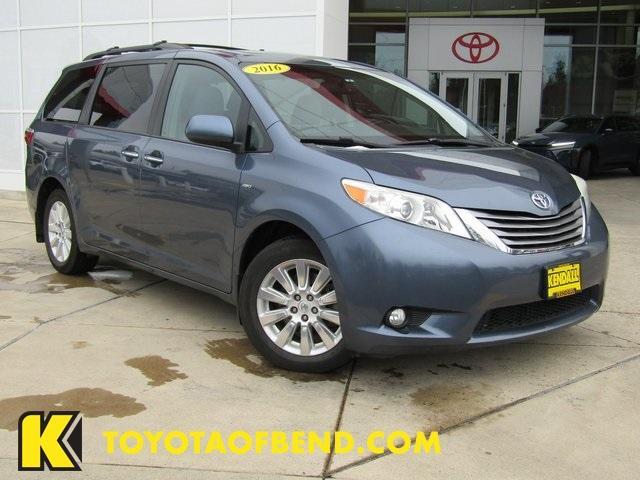 2016 toyota sienna xle