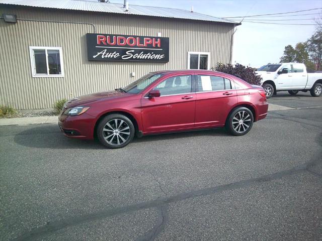 2013 chrysler 200 touring