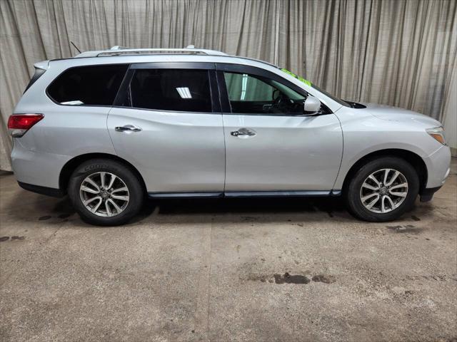 2013 nissan pathfinder sv