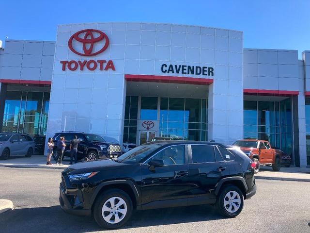 2024 toyota rav4 le