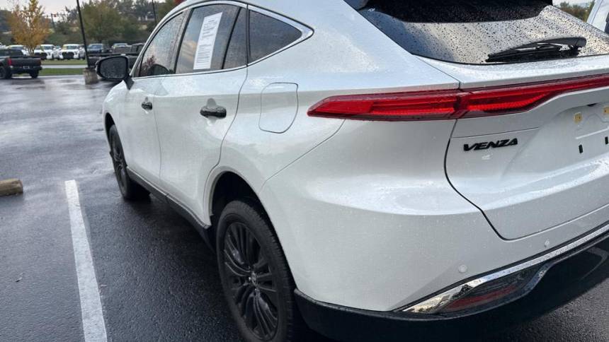 2024 toyota venza