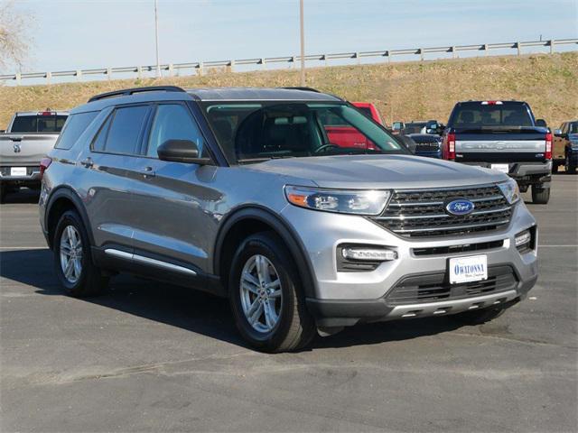 2023 ford explorer xlt