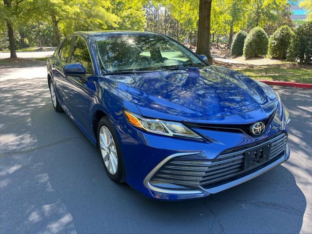 2024 toyota camry le