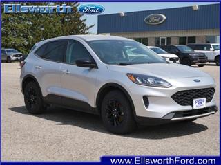2020 Ford Escape se sport