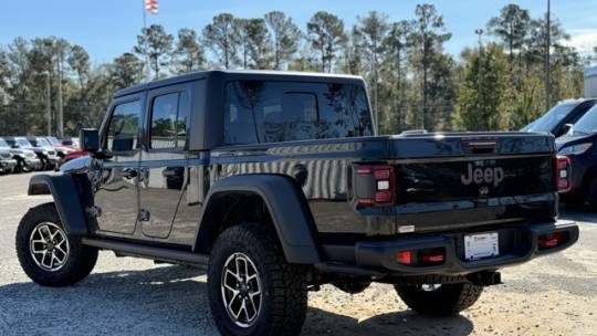 2024 Jeep Gladiator