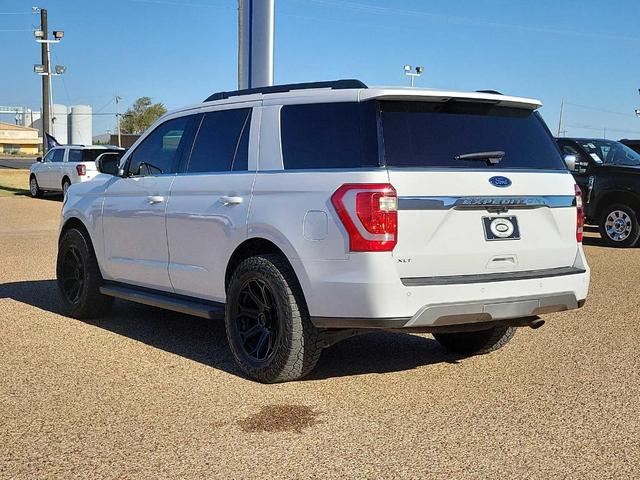 2021 ford expedition xlt