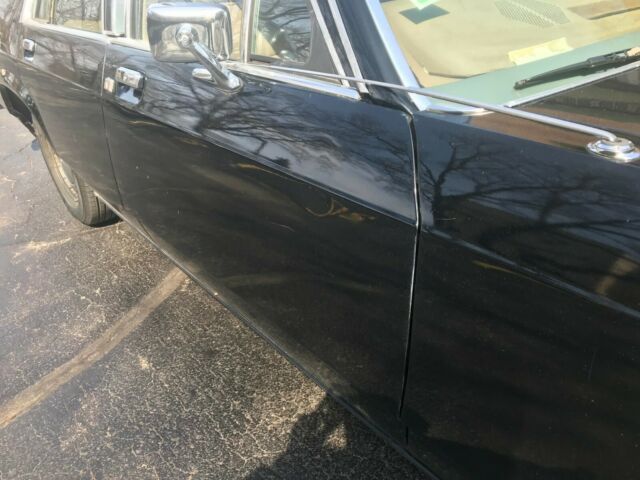 1982 ford ltd crown victoria