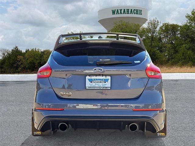 2016 ford focus rs base