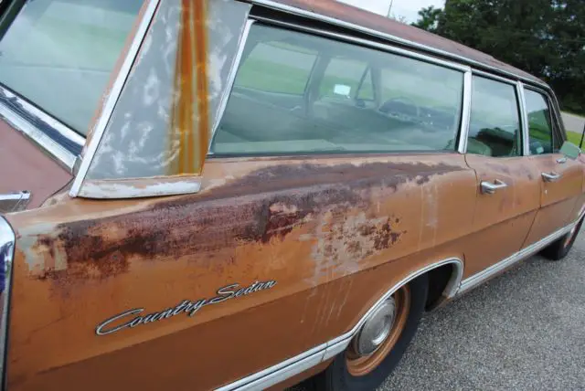 1967 ford country sedan