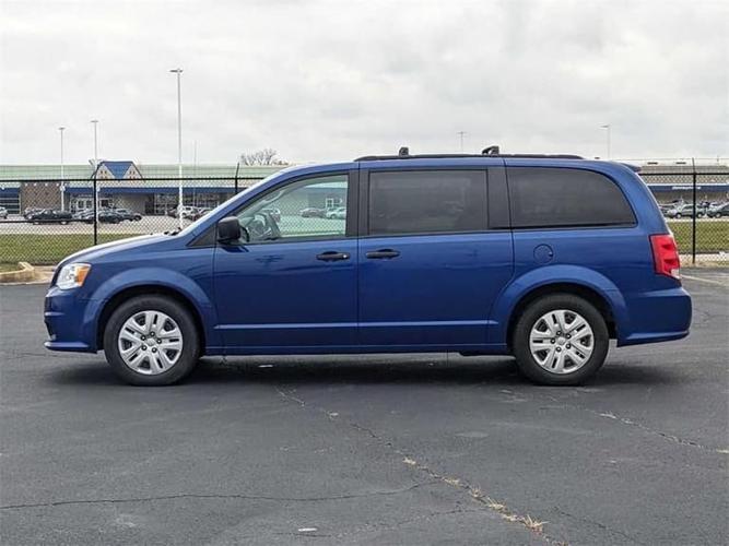 2019 dodge grand caravan passenger se minivan 4d in indianapolis, indiana
